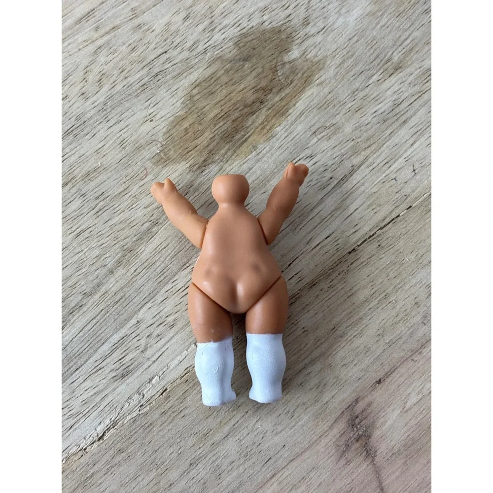 N/A small plastic